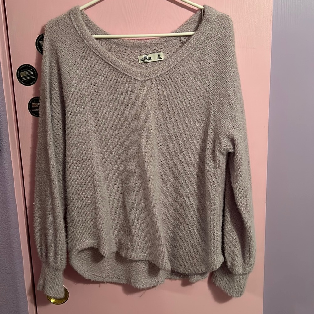 Hollister sweater